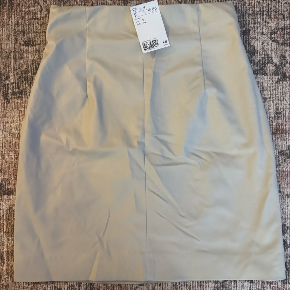 H&M Faux Leather Mini Skirt NWT Size 2 Beige